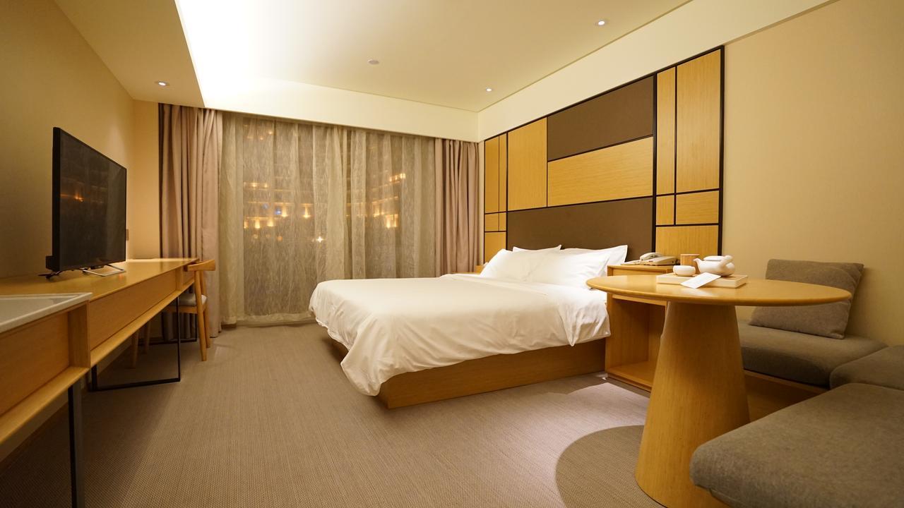 Ji Hotel Shanghai Bund East Nanjing Road Pedestrian Street Экстерьер фото